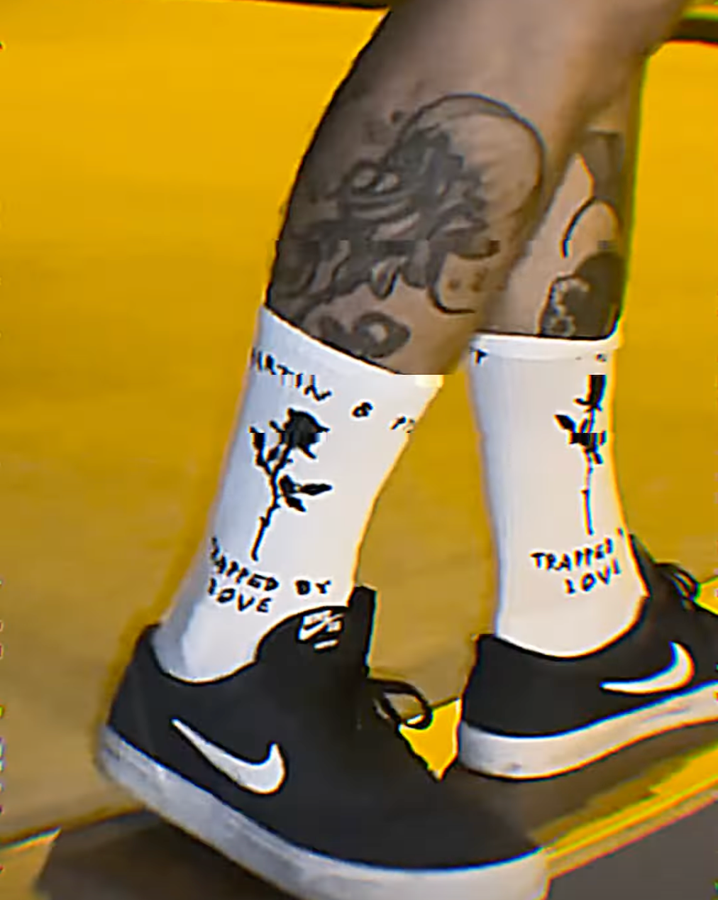 BLACK ROSE SOCKS